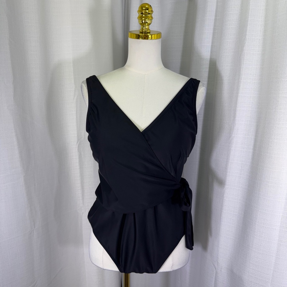 NWOT Summersalt The Perfect Wrap One-Piece Swimsuit US 16 Black V-Neck Tie Side - Picture 3 of 12
